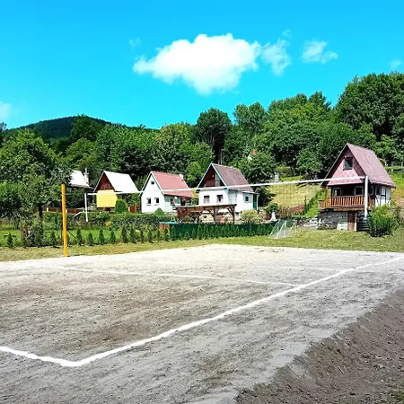 Under Falcon Ridge Hotel apartamentowy 3*