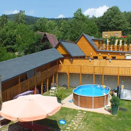 Under Falcon Ridge 3*