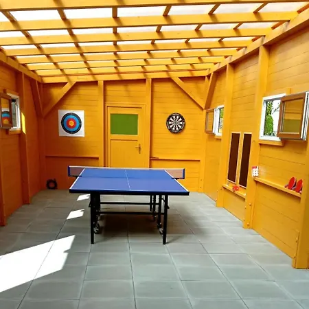 Under Falcon Ridge Aparthotel 3*