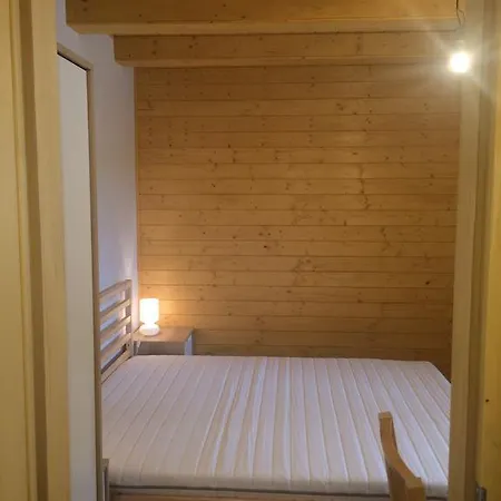 리조트 Chalets Under Falcon Ridge 3*