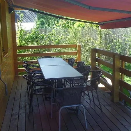 리조트 Chalets Under Falcon Ridge 3*