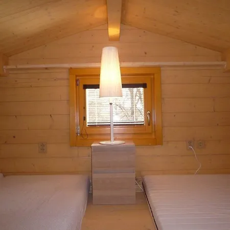 리조트 Chalets Under Falcon Ridge 3*
