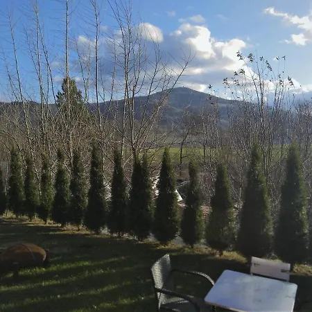 Chalets Under Falcon Ridge 3*