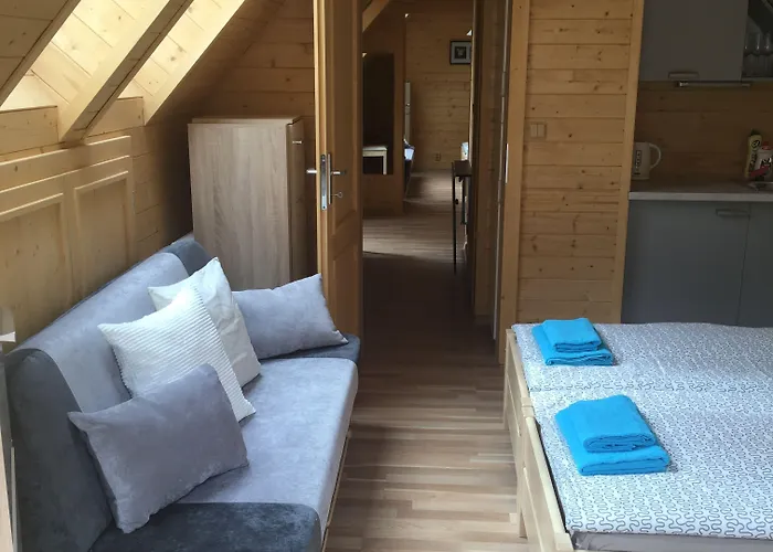 Under Falcon Ridge 3* Ceska Ves