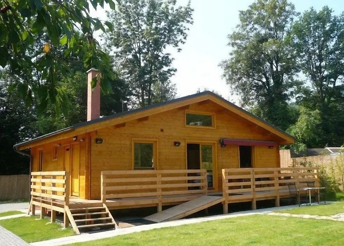 Under Falcon Ridge Ceska Ves