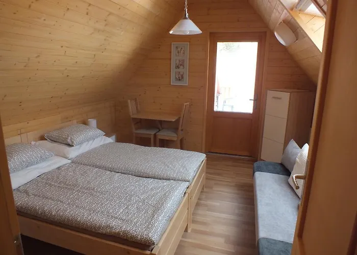 Aparthotel Under Falcon Ridge Ceska Ves