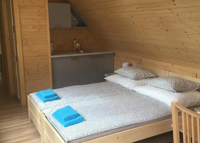 Aparthotel Under Falcon Ridge Ceska Ves