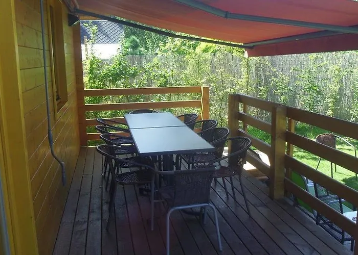 Aparthotel Under Falcon Ridge 3*