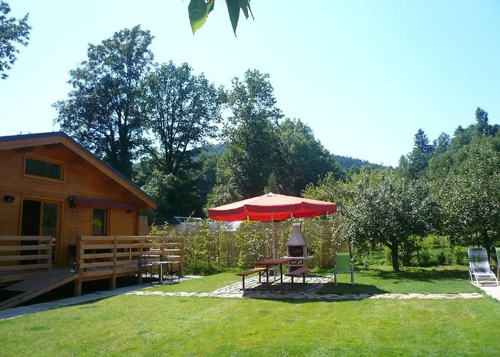 Under Falcon Ridge Ceska Ves